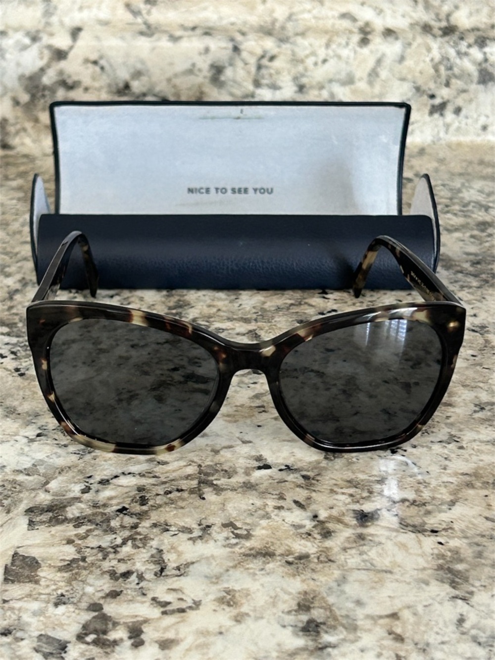 Warby Parker RheaTortoise Full Rim Sunglasses Rectangular Cat Eye w Hard Case - Picture 3 of 16